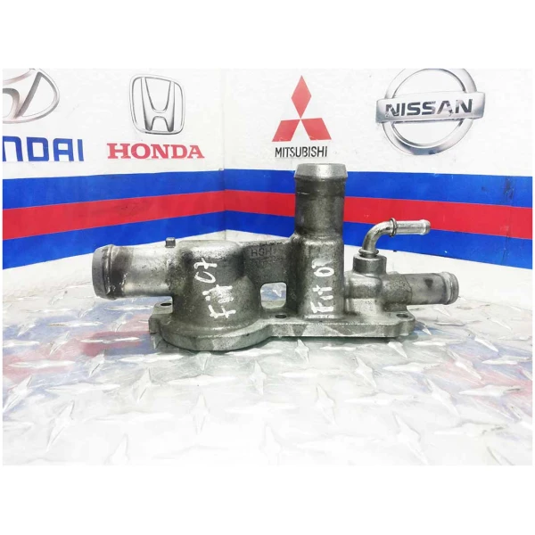 BRIDA DE PASO DE AGUA PARA HONDA
  (2007)
