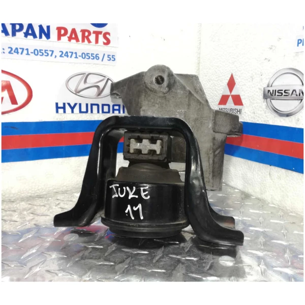 BASE DE CARGADOR CON CARGADOR DE
  MOTOR PARA NISSAN (2011)